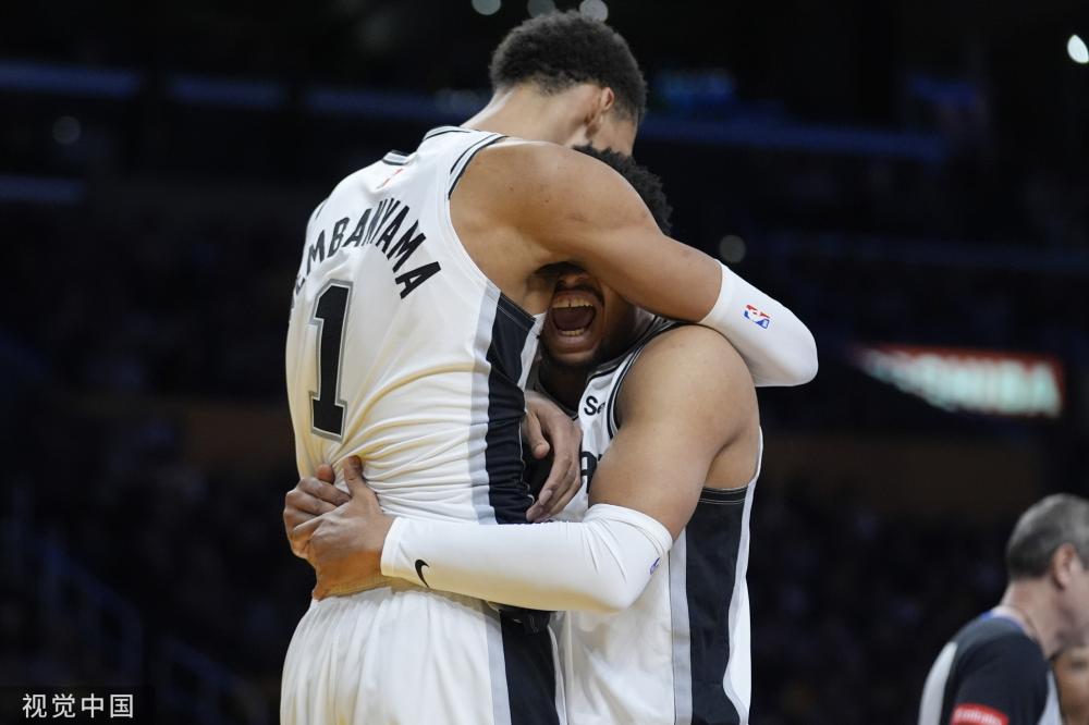 少一位类似 少一位类似